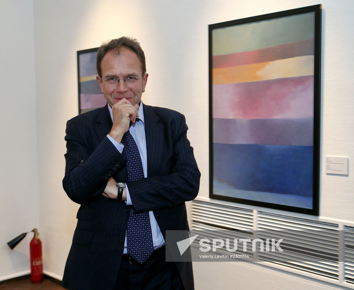 Private viewing of Igor Vulokh exhibition