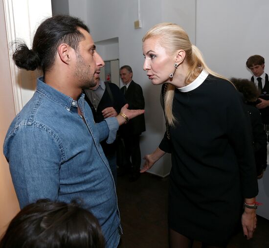 Private viewing of exhibition by Igor Vulokh