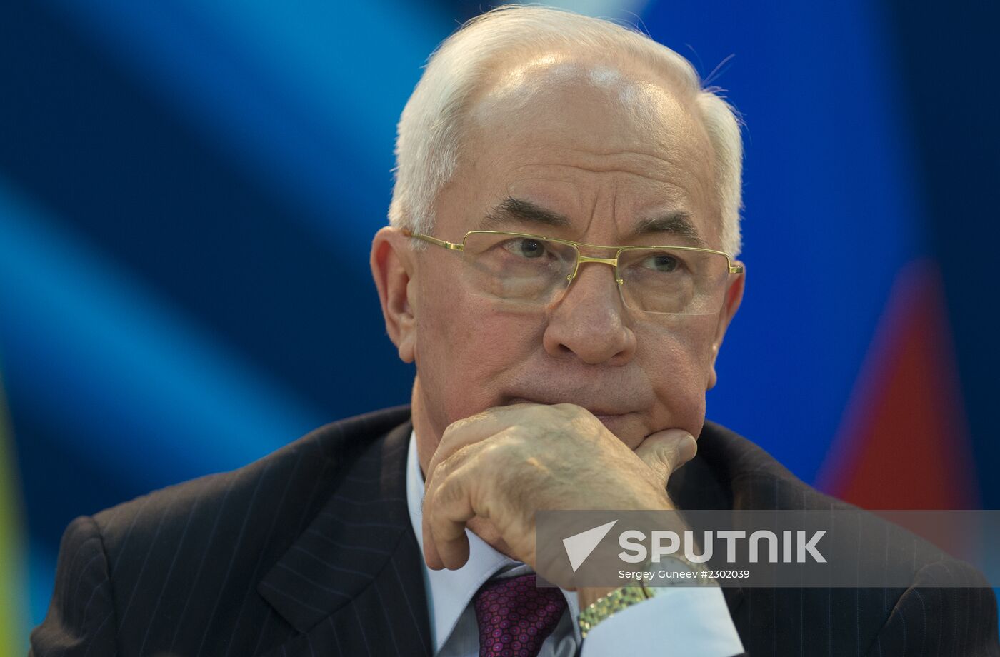 Dmitry Medvedev tours Central Federal District