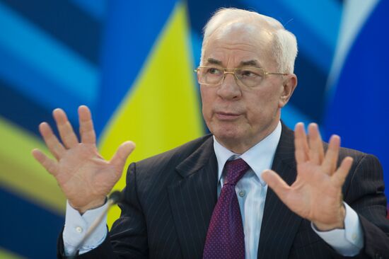 Dmitry Medvedev tours Central Federal District