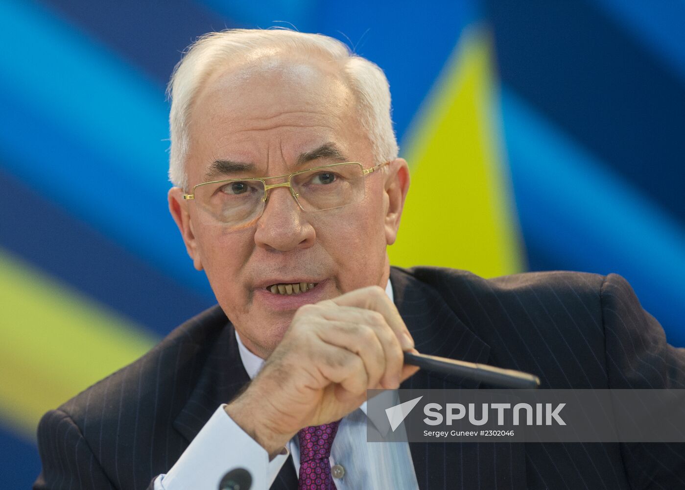 Dmitry Medvedev tours Central Federal District