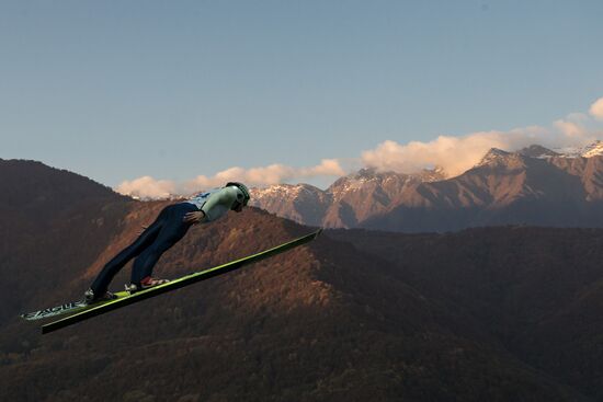 Ski jumping. Russian Championship. Training sessions