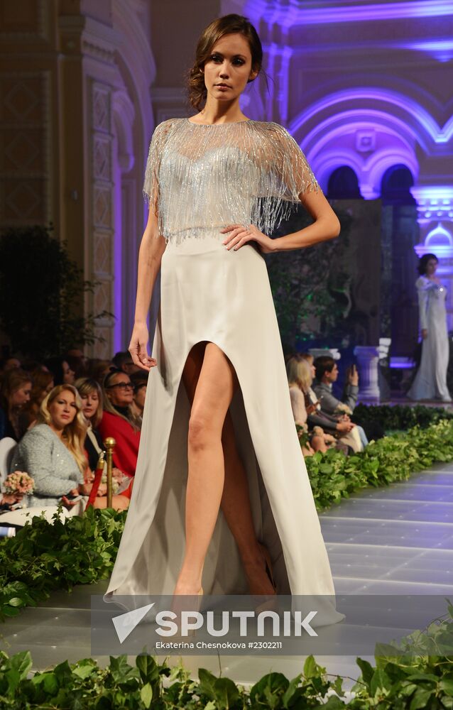 La Tulipe fashion show by Anastasia Zadorina