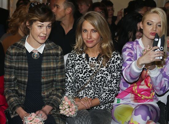 La Tulipe fashion show by Anastasia Zadorina