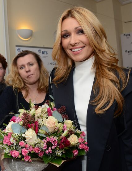 La Tulipe fashion show by Anastasia Zadorina