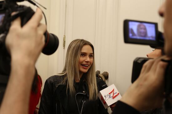 La Tulipe fashion show by Anastasia Zadorina