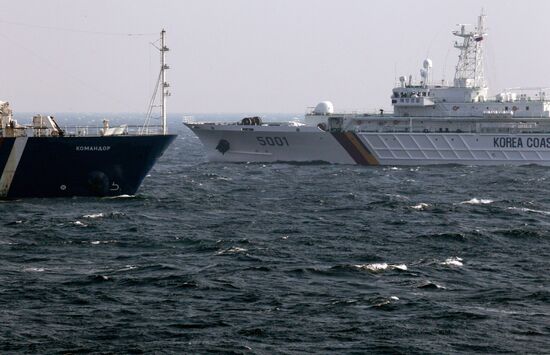 Joint exercise of Russian and Korean coast guards