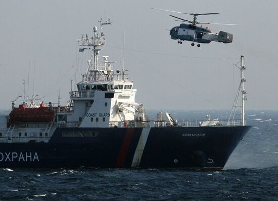 Russan and Korean joint coast guard exercise