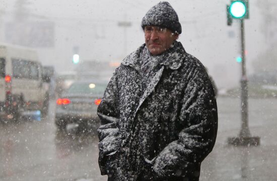 First snowfalls in the Russian provinces