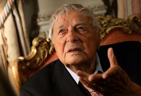 Valery Shadrin awarded Legion of Honor Medal