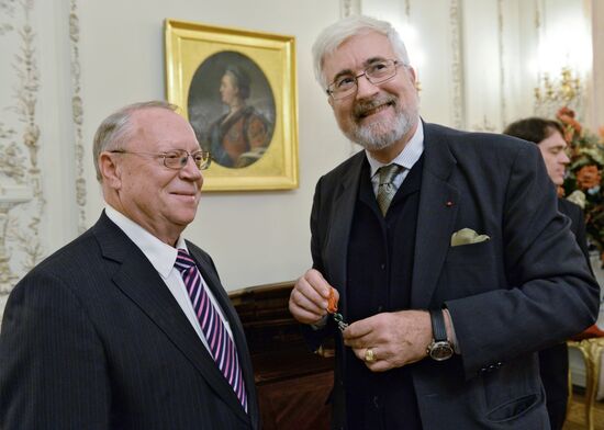 Valery Shadrin awarded Legion of Honor Medal