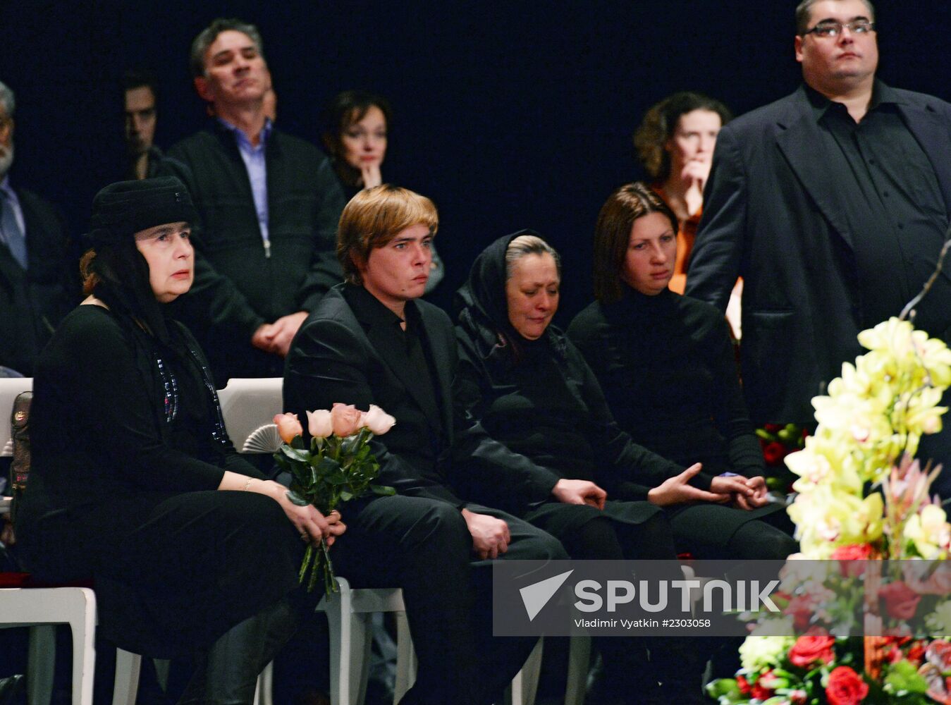 Paying last respects to actor Eduard Martsevich