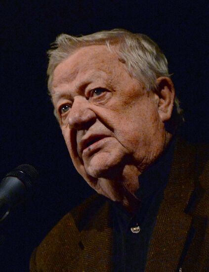 Paying last respects to actor Eduard Martsevich