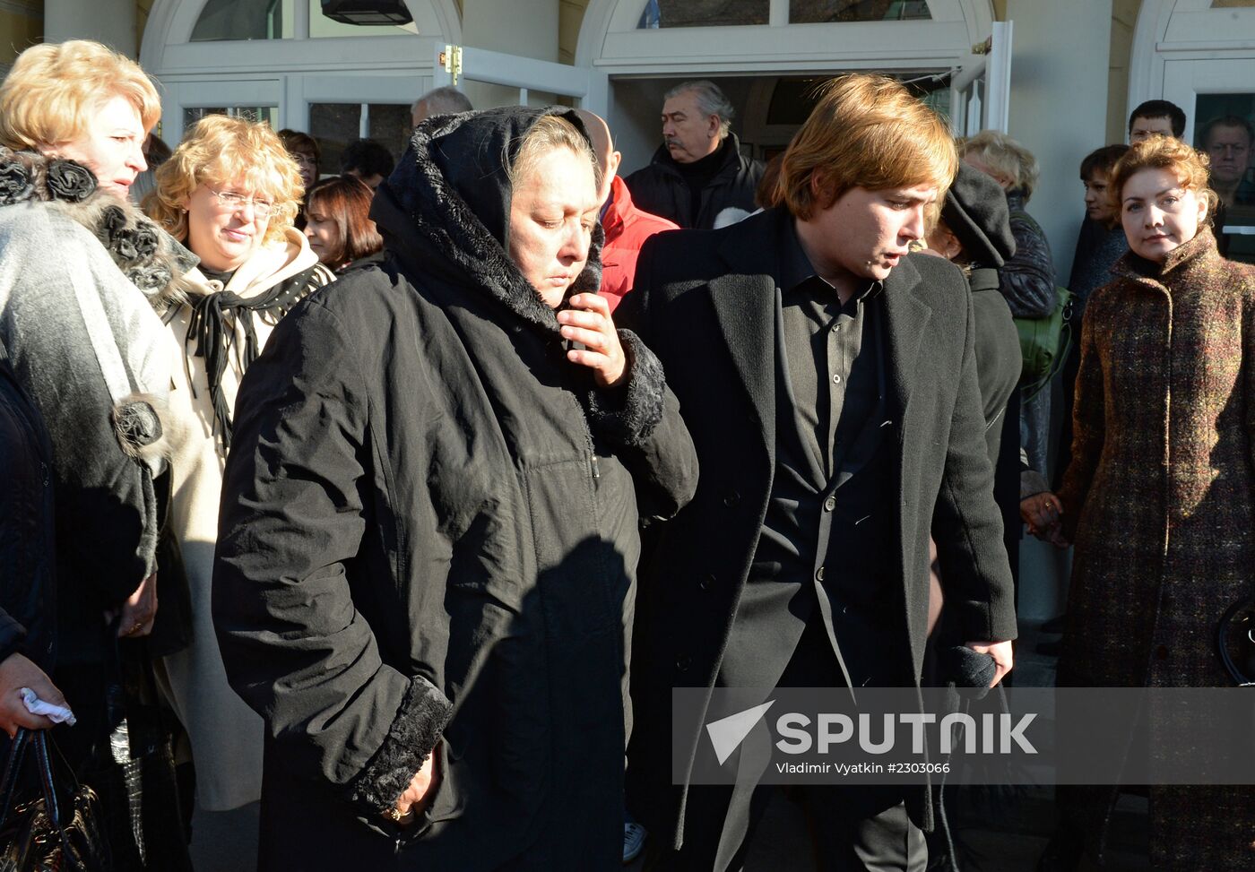 Paying last respects to actor Eduard Martsevich