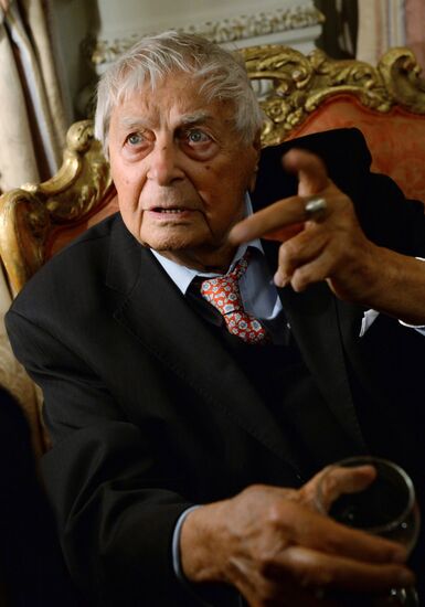 Valery Shadrin awarded Legion of Honor Medal