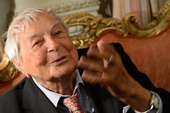 Valery Shadrin awarded Legion of Honor Medal
