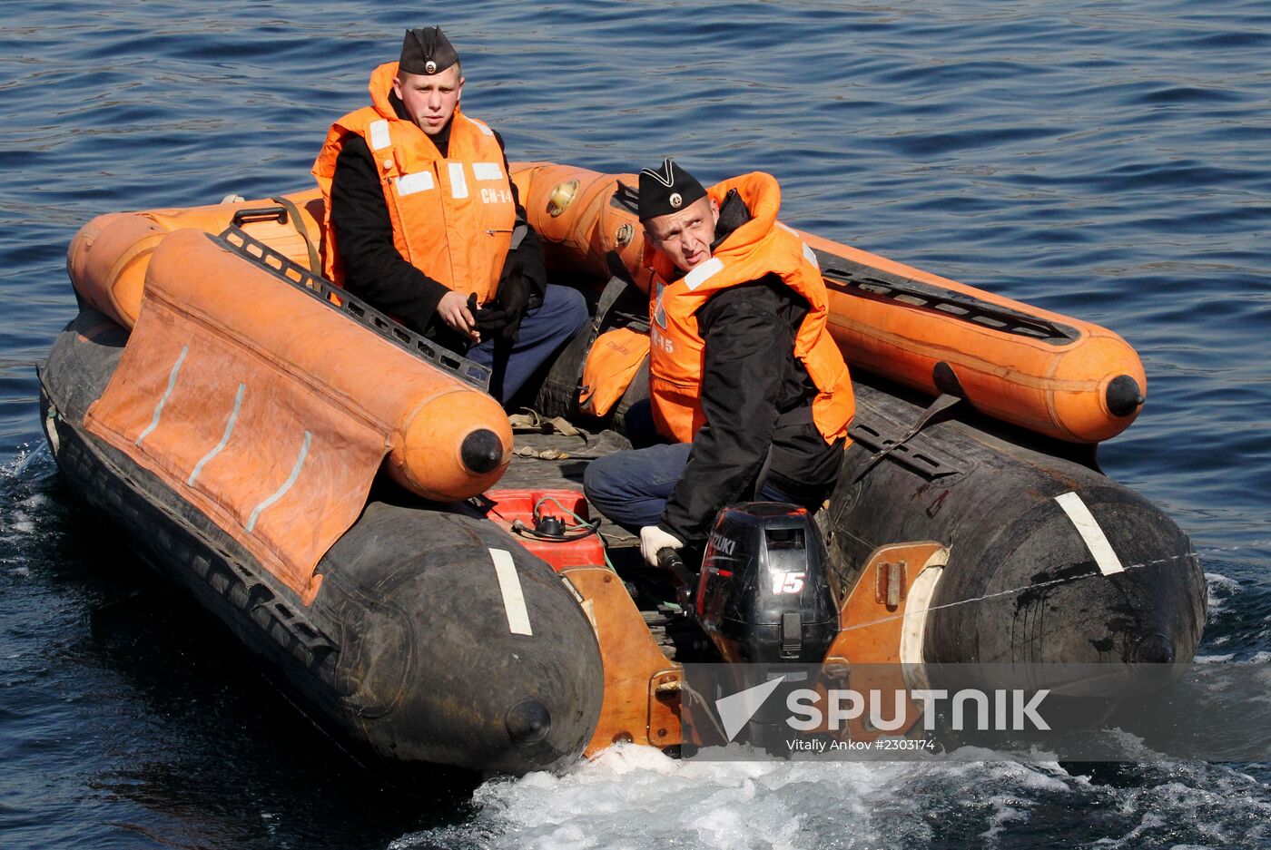 Pacific Fleet exercises to deal with submarine emergency