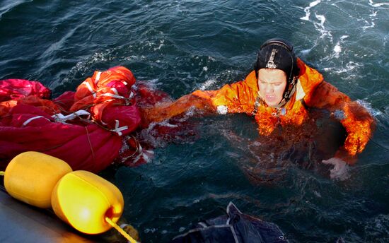 Pacific Fleet exercises to deal with submarine emergency