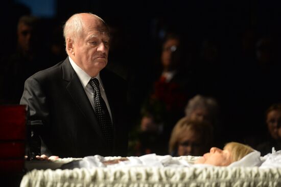 Funeral service for actress Olga Aroseva