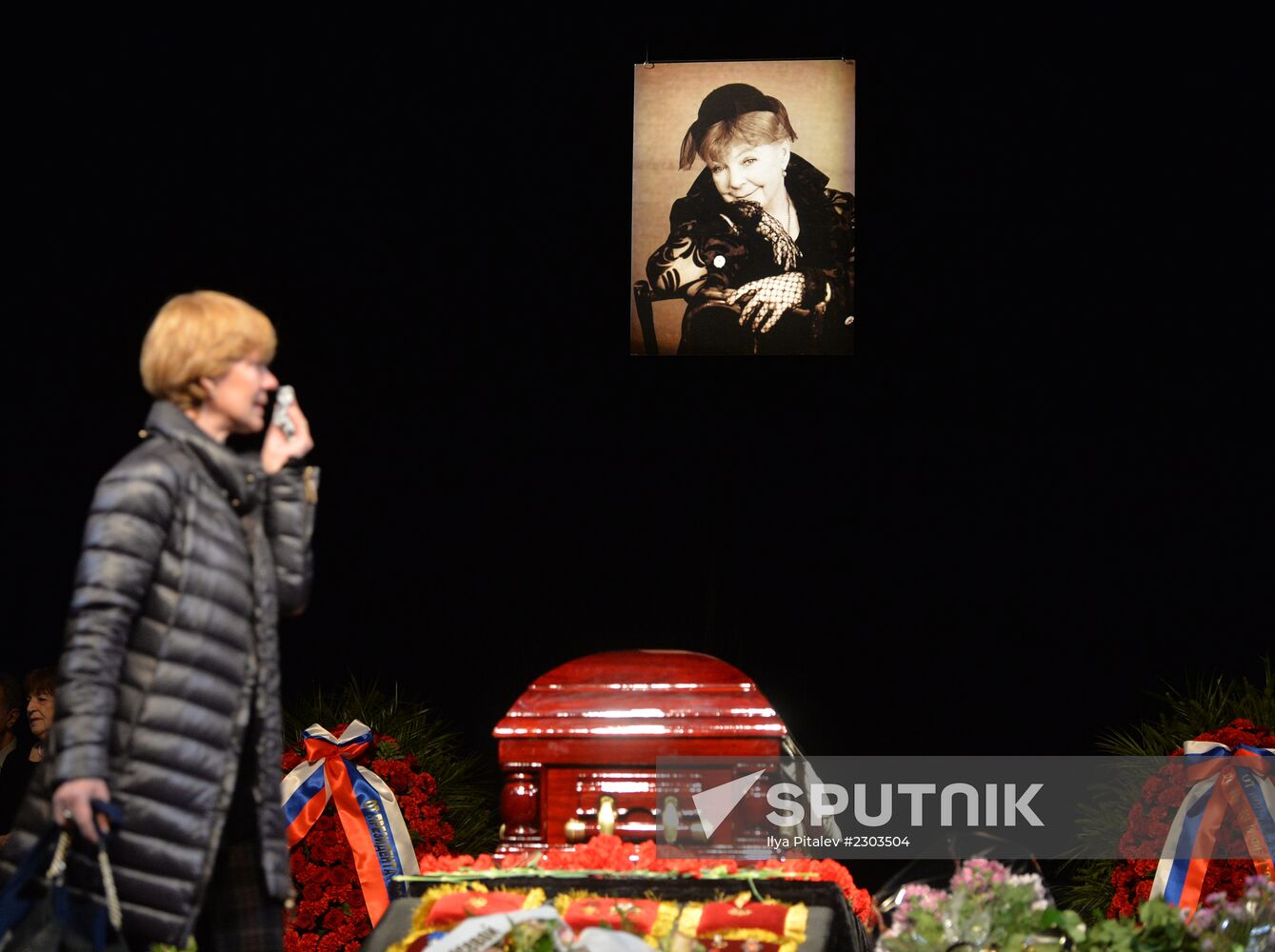 Funeral service for actress Olga Aroseva at Satire Theater