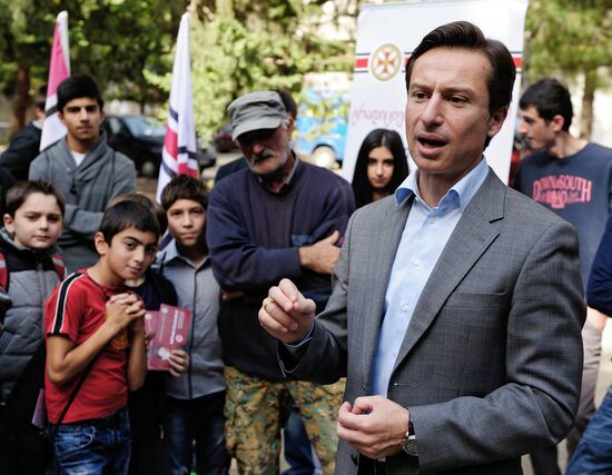Georgia's presidential hopeful Targamadze meets with voters