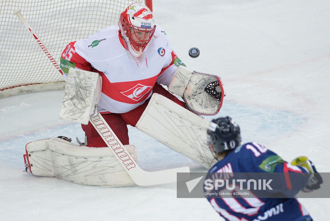 Ice Hockey. KHL. Torpedo vs. Spartak