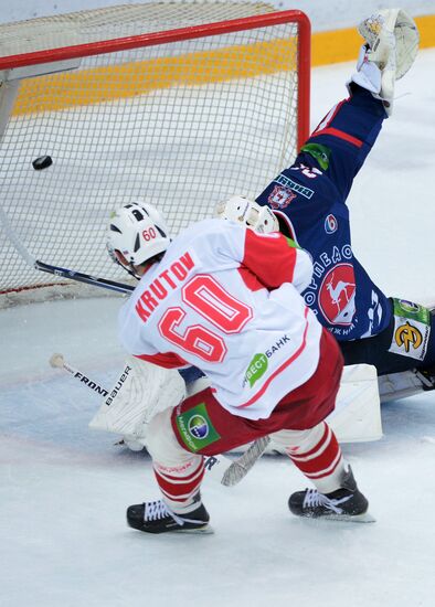 Ice Hockey. KHL. Torpedo vs. Spartak