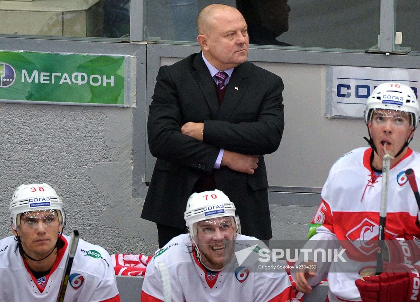 Ice Hockey. KHL. Torpedo vs. Spartak
