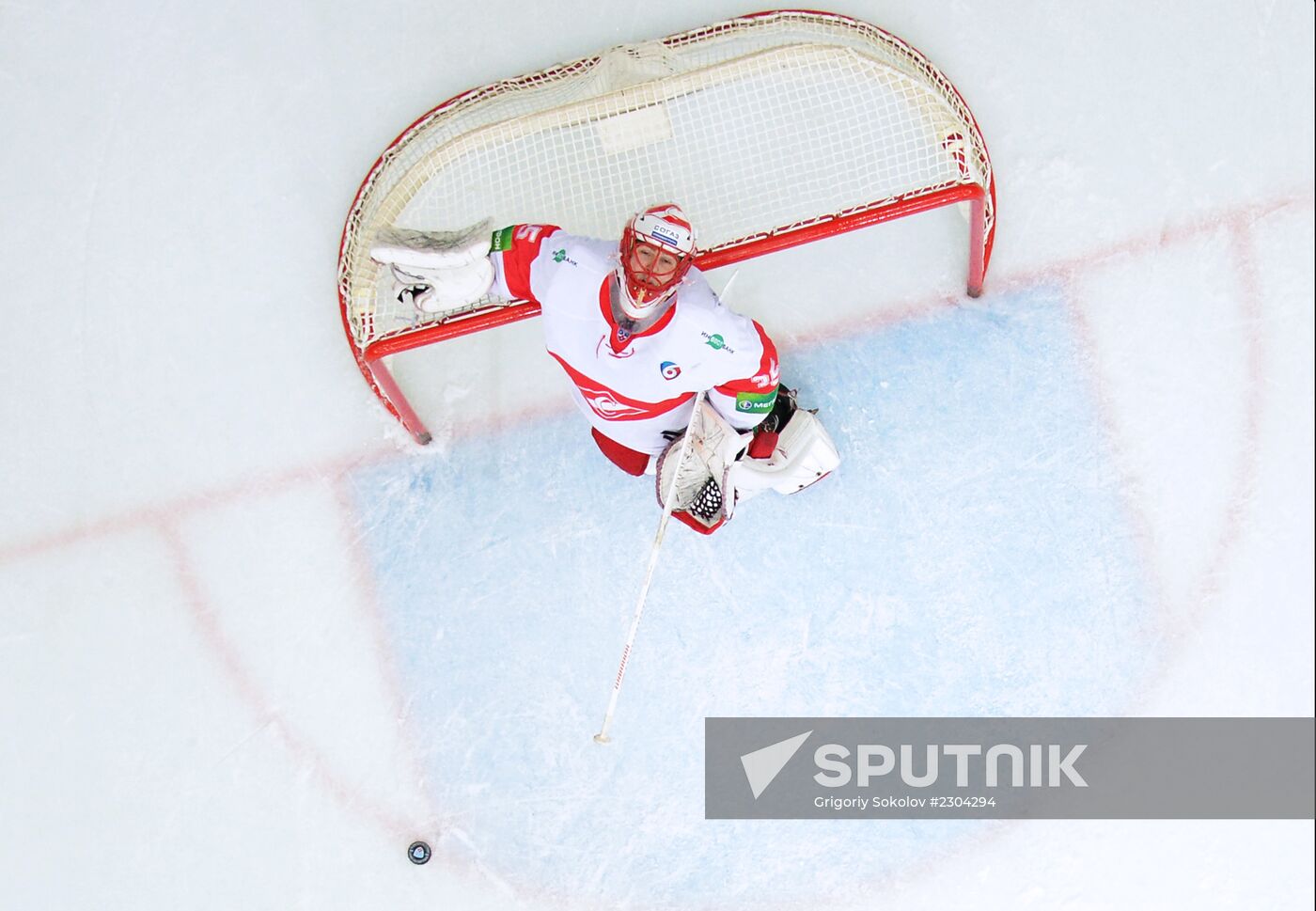 Ice Hockey. KHL. Torpedo vs. Spartak