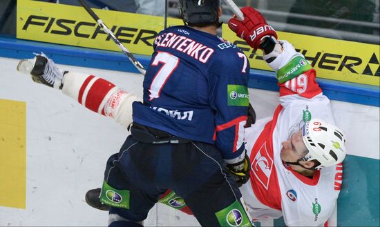 Ice Hockey. KHL. Torpedo vs. Spartak