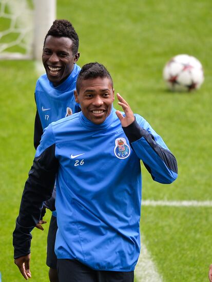 Football. FC Porto during training ahead of match against FC Zenit