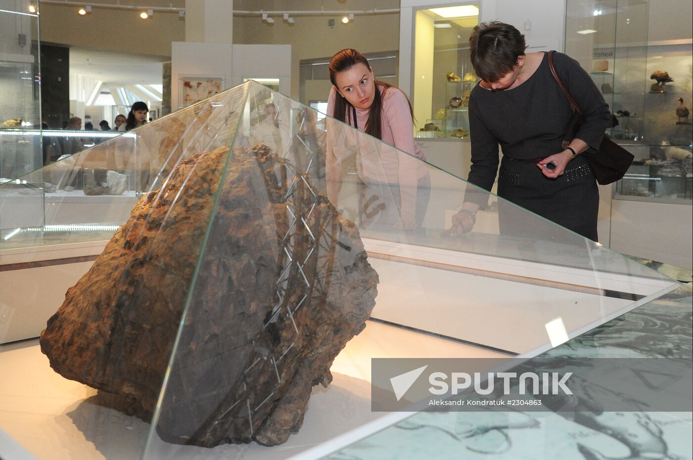 Chelyabinsk meteorite is exhibited at Chelyabinsk Museum of Regional Studies