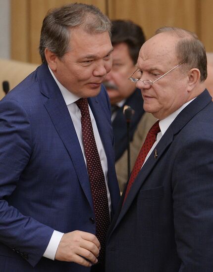 State Duma holds session