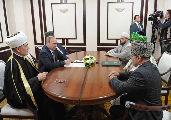 Vladimir Putin visits Volga Federal District