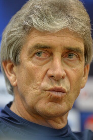 FC Manchester City holds training session