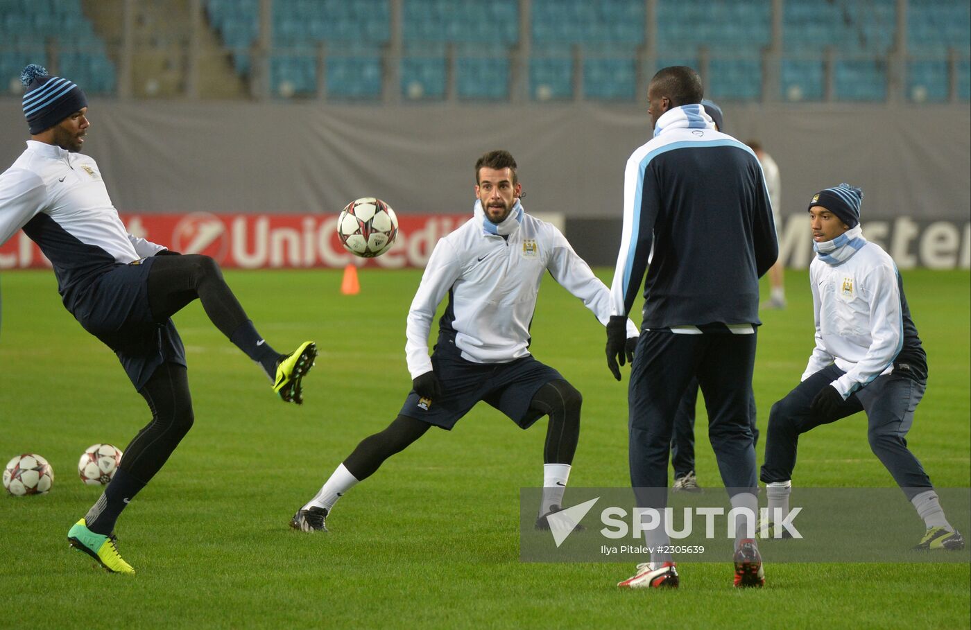 FC Manchester City holds training session