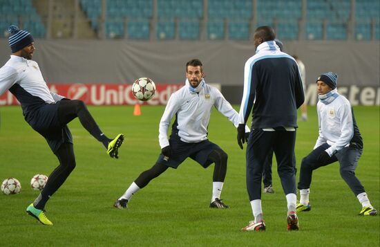 FC Manchester City holds training session