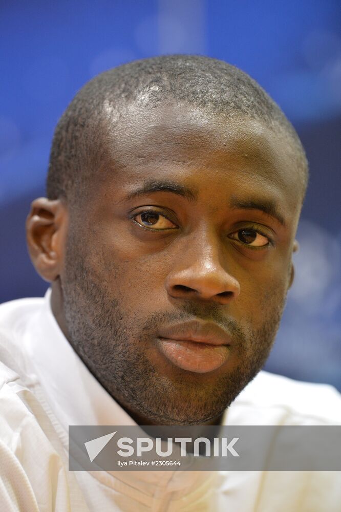 FC Manchester City holds training session