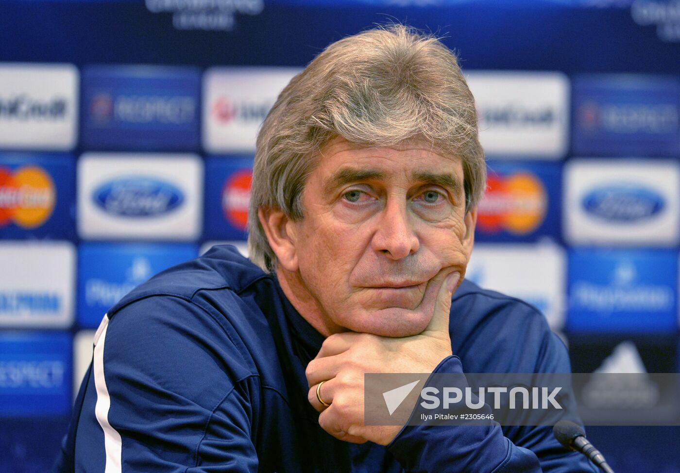 FC Manchester City holds training session