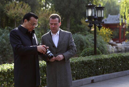 Dmitry Medvedev visits China