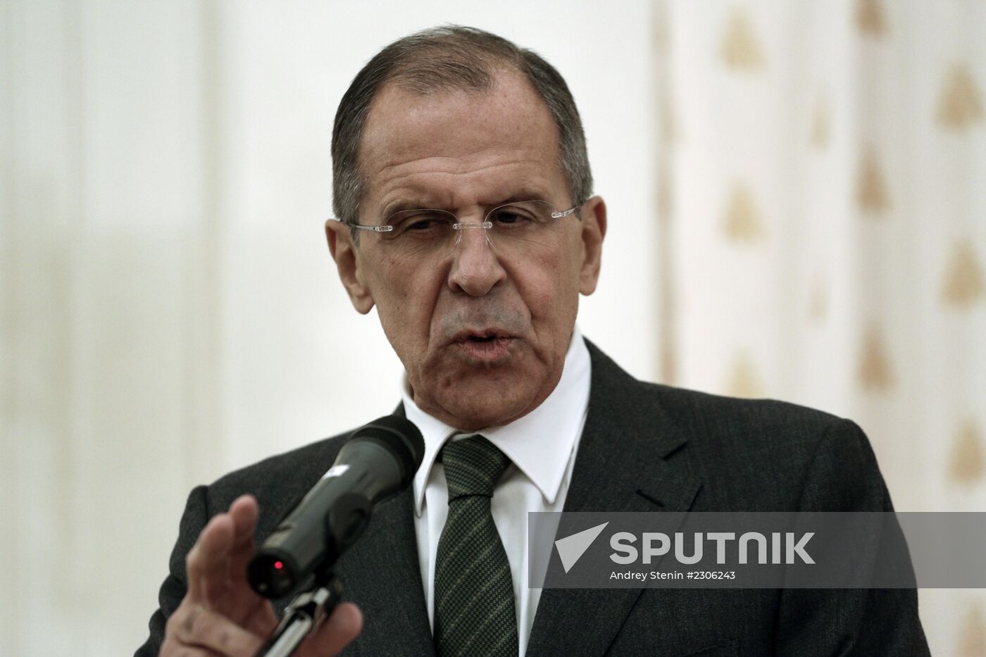 Sergei Lavrov speaks at official event at Russian Foreign Ministry office