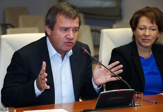 Presentation of translated Yeltsin: A life by Timothy Colton in Moscow