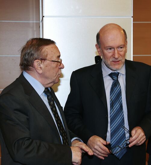 Presentation of translated Yeltsin: A life by Timothy Colton in Moscow