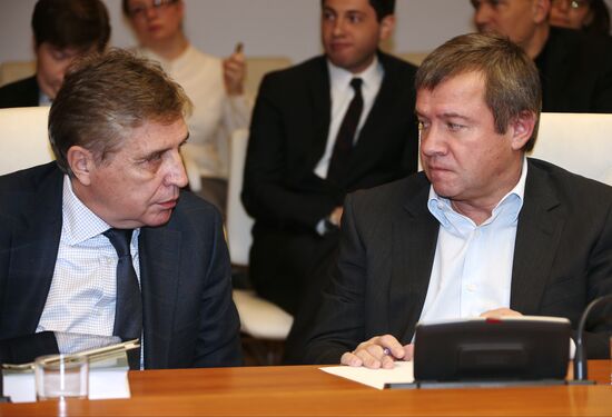 Presentation of translated Yeltsin: A life by Timothy Colton in Moscow