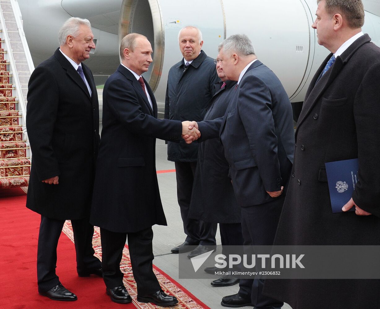 Vladimir Putinvisits Belarus