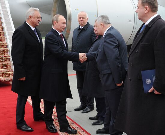 Vladimir Putinvisits Belarus