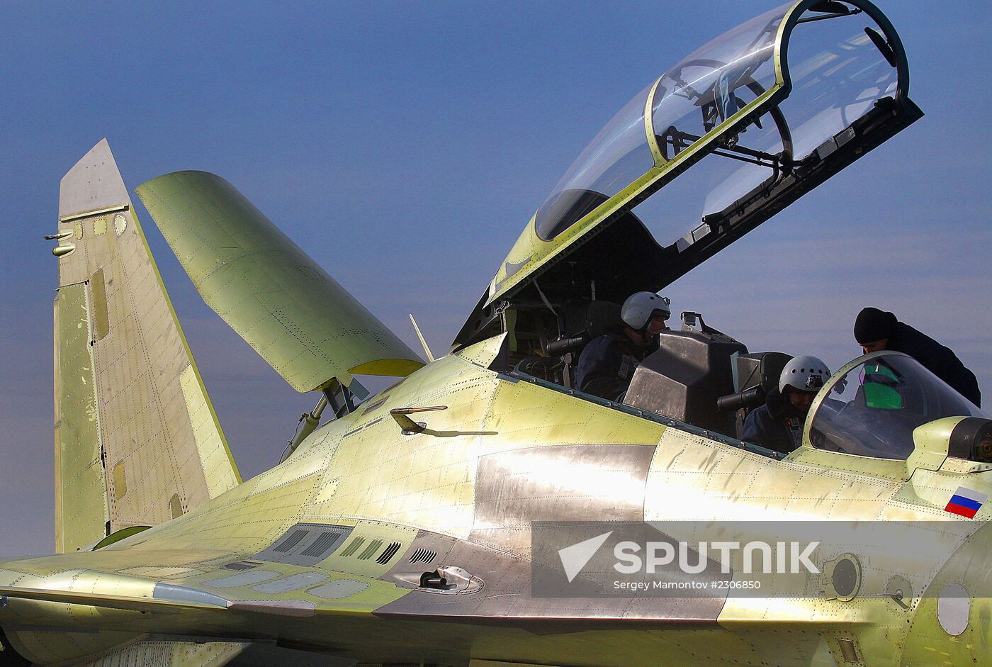 Dmitry Rogozin visits Irkutsk aviation plant