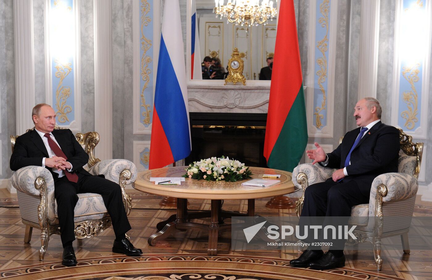 Vladimir Putin visits Belarus