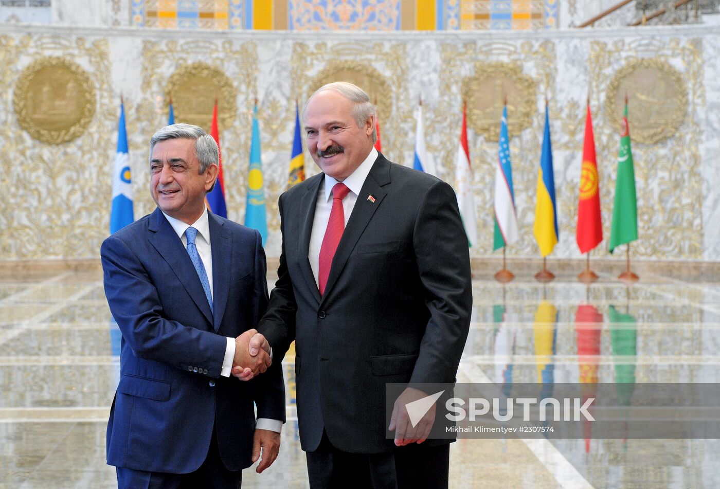 Vladimir Putin visits Belarus