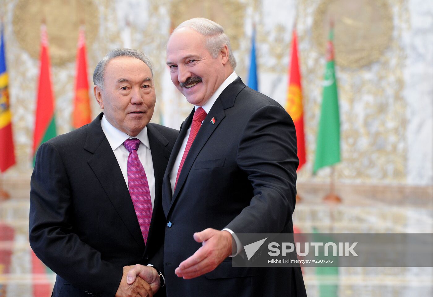 Vladimir Putin visits Belarus